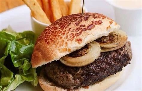 THE 10 BEST Burgers in Manila (Updated June 2024) .